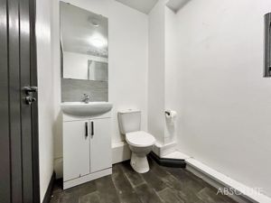 Photo 16- click for photo gallery